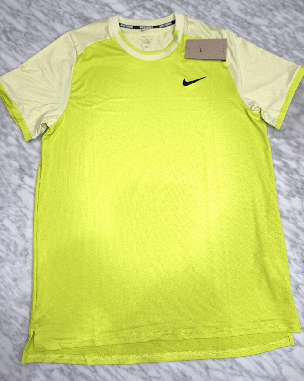 Nike Court Dri-FIT Advantage Tennis Top Yellow Green FD5319-389 mens Medium NEW